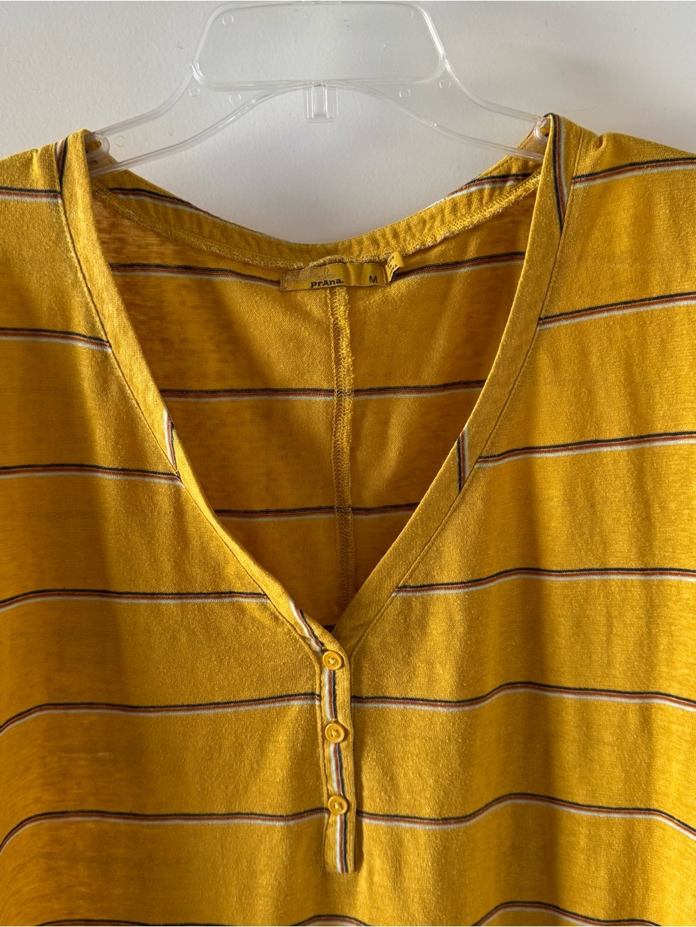 Prana tee shirt - Picture 2 of 10